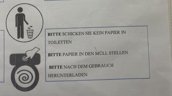 Gesehen von Anita Turbanisch in Porto Moniz auf Madeira in einem Lokal auf der Toilette.