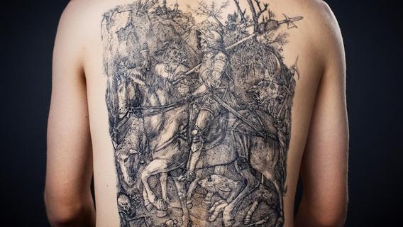 Wenn Kunst unter die Haut geht: Dürer-Tattoos aus aller Welt in Nürnberg
