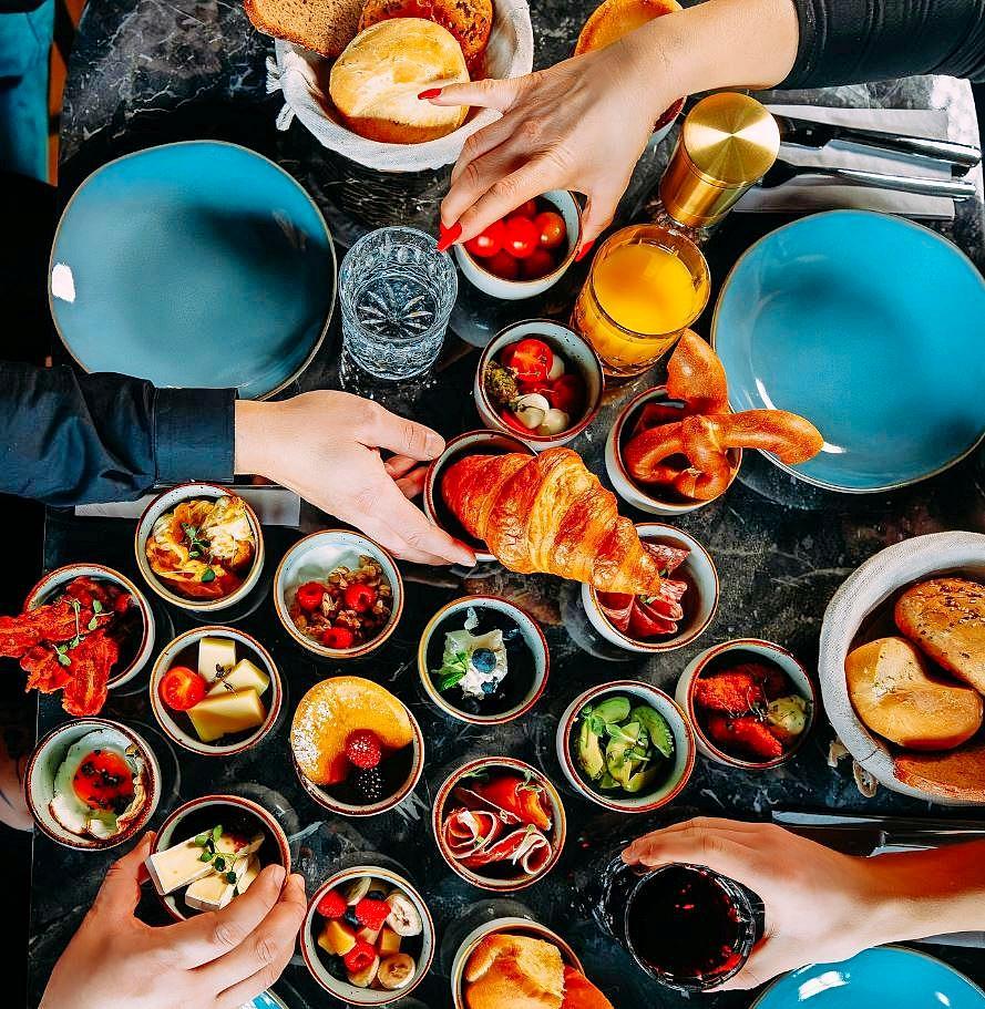 Das besondere Konzept im N9 Brinner: Statt fertigen Frühstücksplatten können sich Gäste hier ihr eigenes Frühstück aus verschiedenen "Goldies" zusammenstellen.
