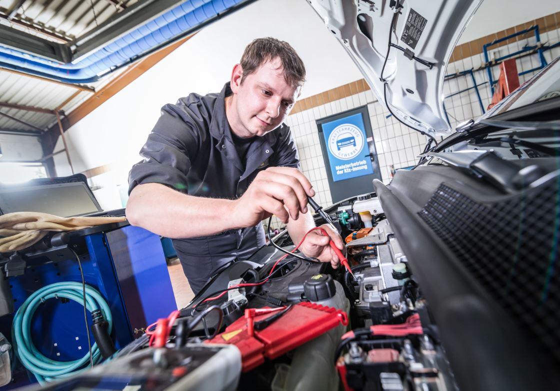 Elektroauto Werkstatt