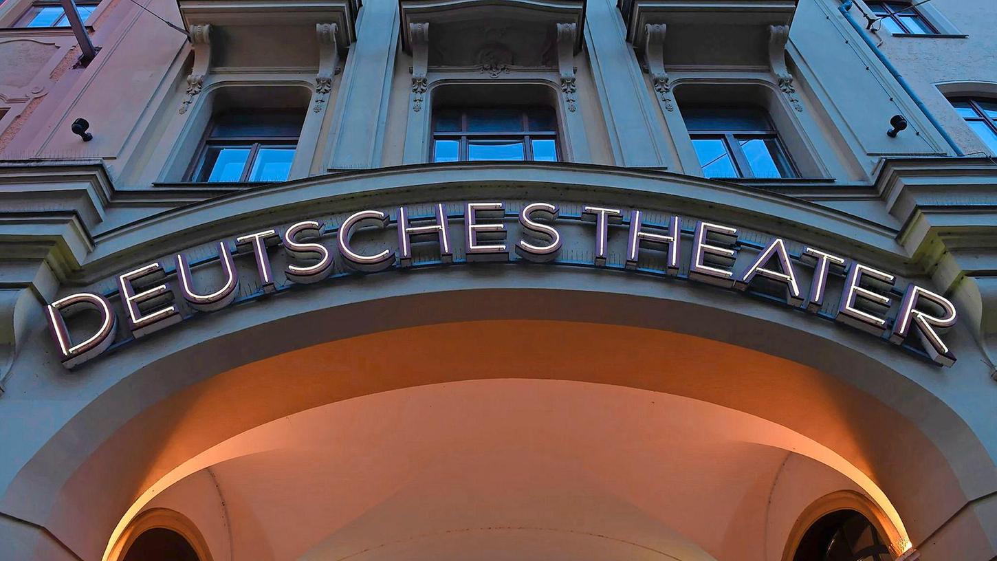 Das Foto zeigt das Deutsche Theater in München. Am Freitag wird dort "Die Zauberflöte" als Musical uraufgeführt.
