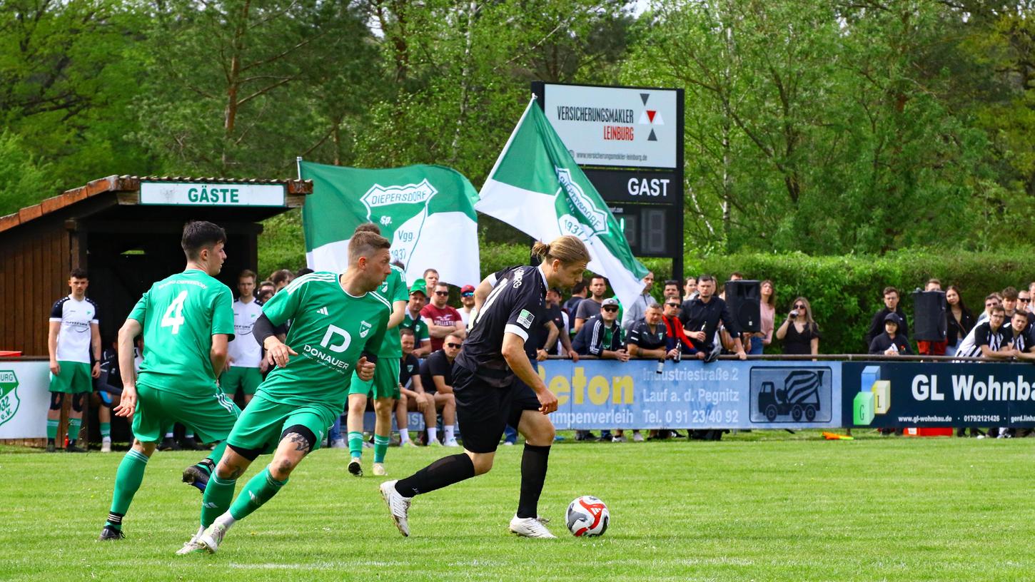 Sportlich gewann die SpVgg Diepersdorf das Derby beim TV Leinburg mit 3:1. Unsportlich wurde es erst am Abend zwischen den beiden Fanlagern.