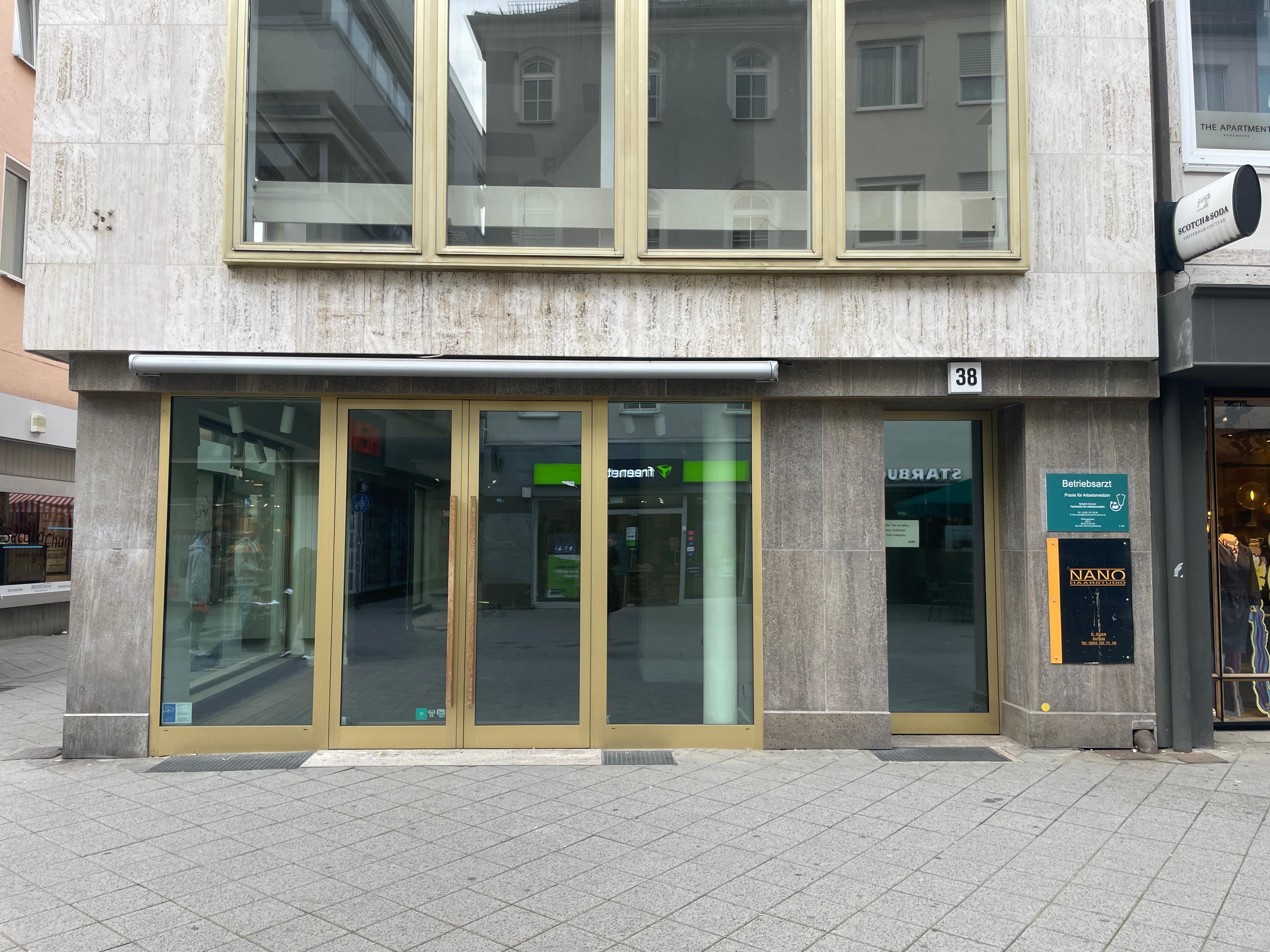 Ehem Fossil in der Breiten Gasse