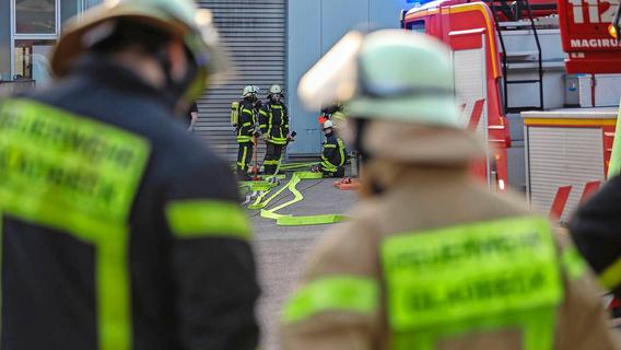 Schwerer Betriebsunfall: Arbeiter muss mit Verbrennungen in Spezialklinik geflogen werden