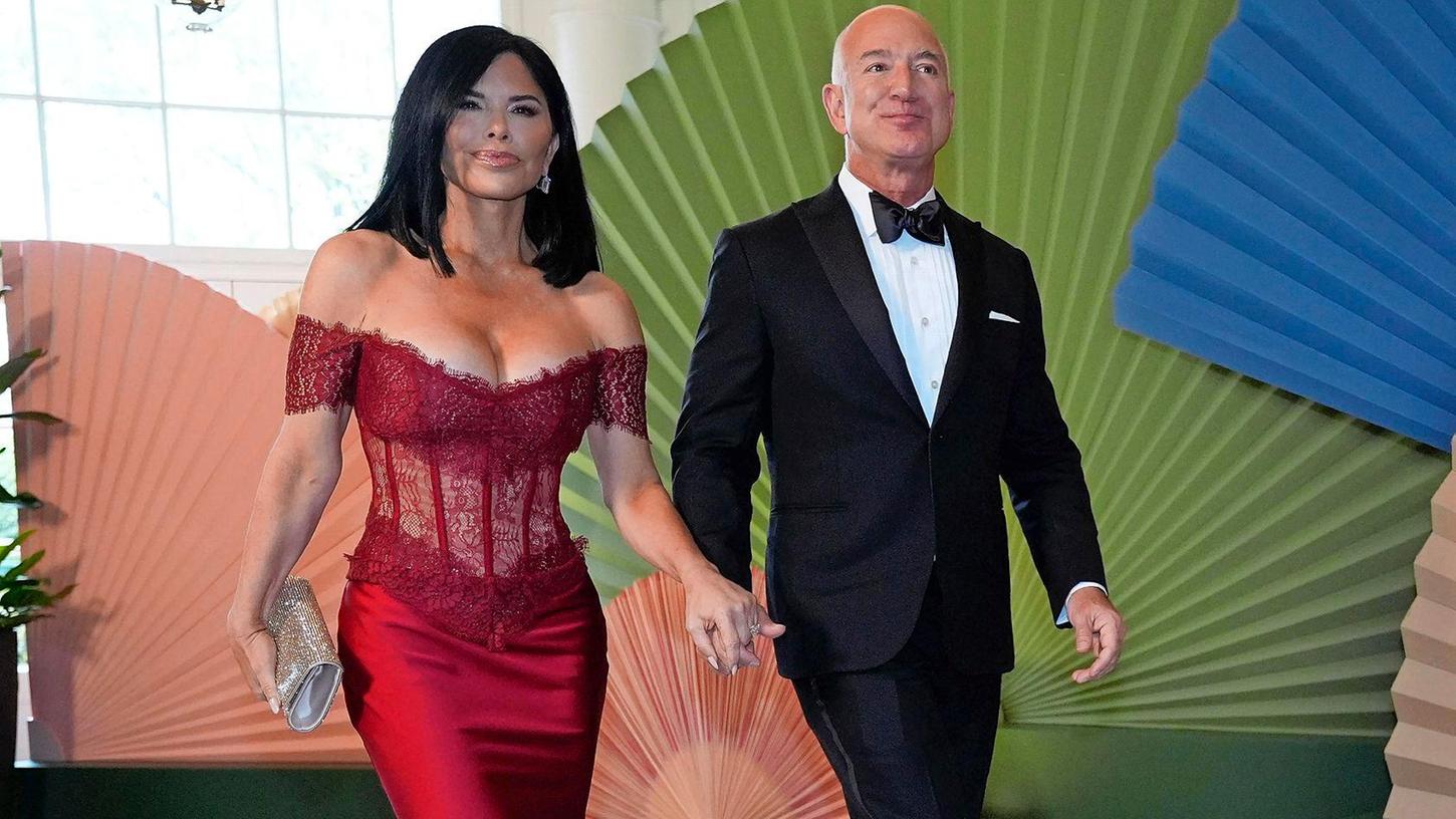 Jeff Bezos und seine Verlobte Lauren Sanchez etablieren sich im "Billionaire's Bunker" in Miami mit einem dritten Mega-Anwesen.