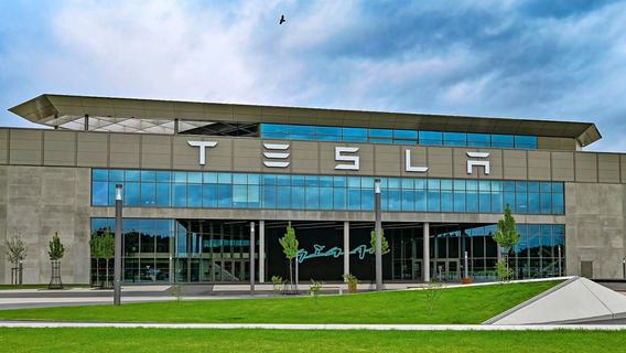 Tesla reduziert Zahl der Leiharbeiter im Werk in Grünheide