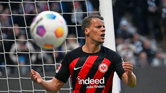 Eintracht Frankfurt verlängert mit Routinier Chandler