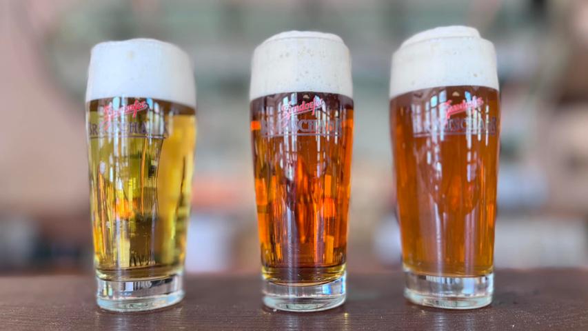 „Unser Neuzugang wird für helle Freude sorgen“, ist Brauerei-Geschäftsführer Gunther Butz überzeugt. Helles habe sich inzwischen an zweiter Stelle hinter Pils bei den beliebtesten Biersorten der Region etabliert.