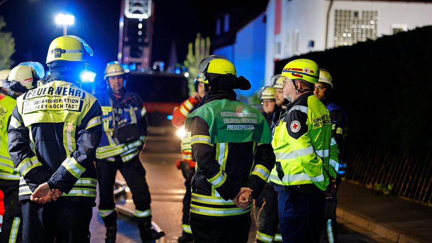 Ein Zimmerbrand mit fatalen Folgen ereignete sich am frühen Freitagmorgen (19.04.2024) in Herzogenaurach.