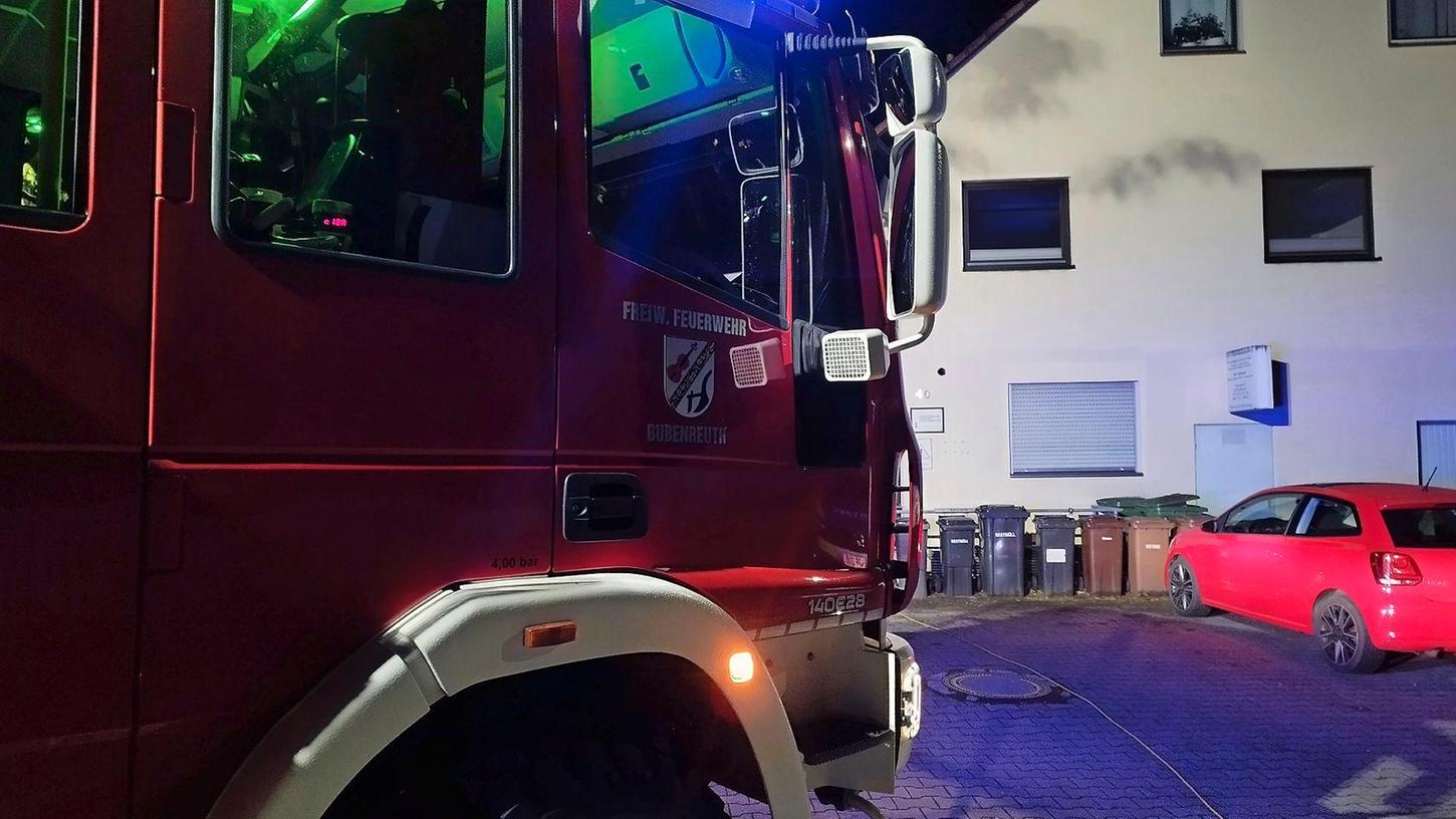 Dank eines Rauchmelders ging ein Brand in Bubenreuth glimpflich aus.