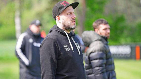 Mit neuem Trainer: TV Eckersmühlen gewinnt gegen den Tabellenzweiten TSV Kleinschwarzenlohe