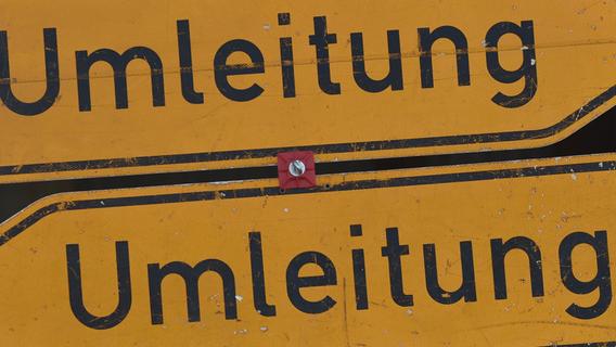 B13 gesperrt: Auf der Strecke zwischen Weißenburg und Eichstätt brauchen Autofahrer derzeit Geduld