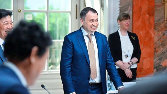 Ukrainischer Minister soll sich Grundstücke angeeignet haben
