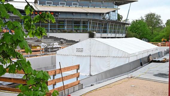 Was macht das Zelt im neuen Schwimmbecken des Treuchtlinger Freibad?