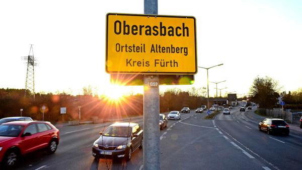 Von Freitag, 26. April, bis Sonntag, 28. April, findet in Oberasbach das Stadt- und Bürgerfest statt. Am kommenden Wochenende bietet die Stadt Kulinarisches, Musik und auch ein verkaufsoffener Sonntag lädt zum Bummeln ein.