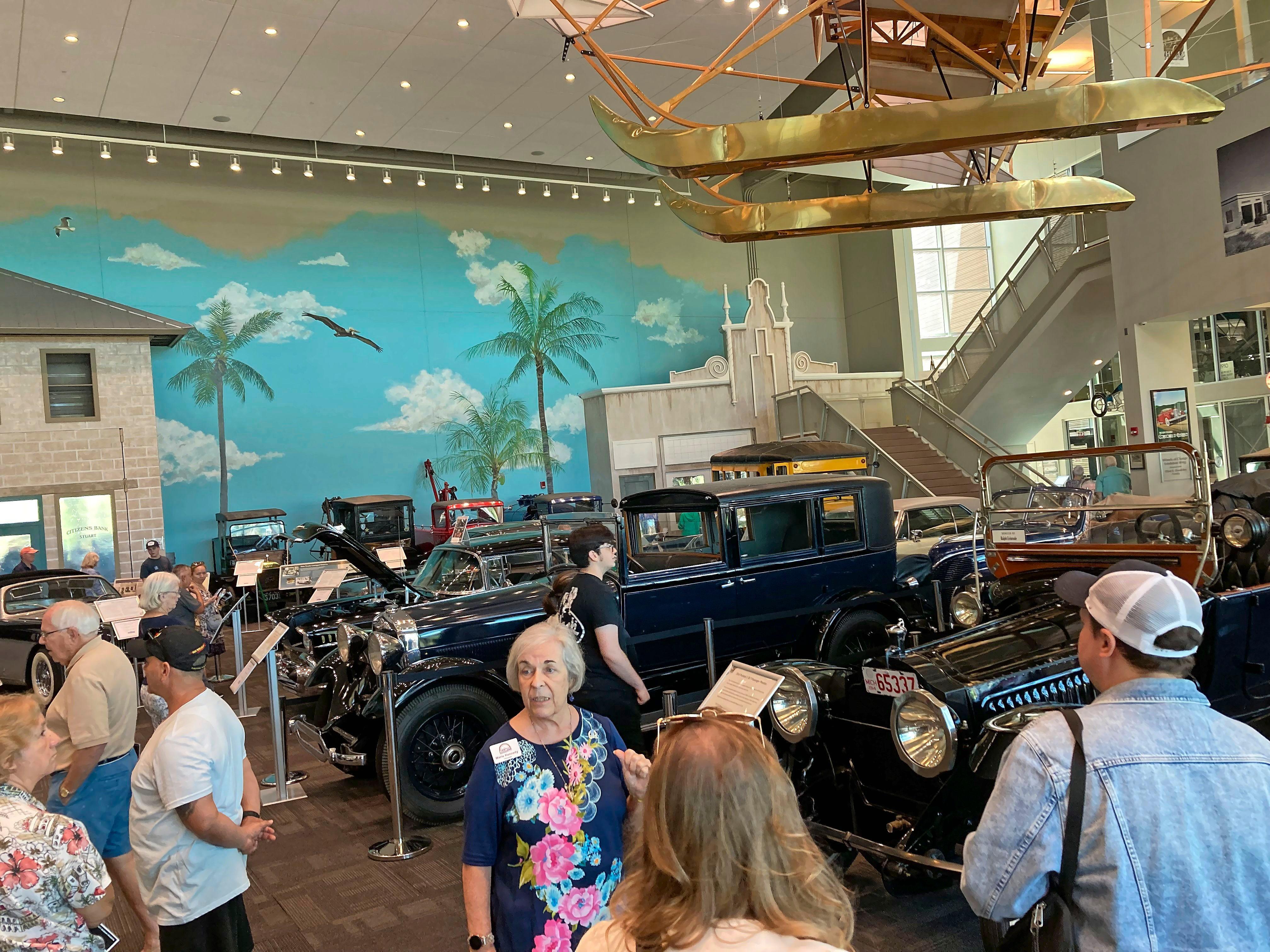 Nicht weit entfernt - das Elliot Museum. Mit seinen Oldtimern und seiner Baseball-Ausstellung zeigt es ein Amerika, wie es früher einmal war.