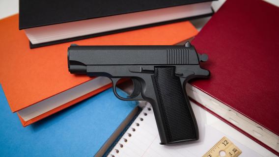 Kontroverses Gesetz: Hier dürfen Lehrer künftig heimlich Waffen in der Schule tragen