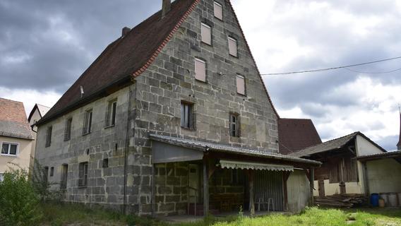 Geplanter Abriss eines Sandsteinhauses in Ottensoos: Hausbesitzer äußert sich zu den Gründen