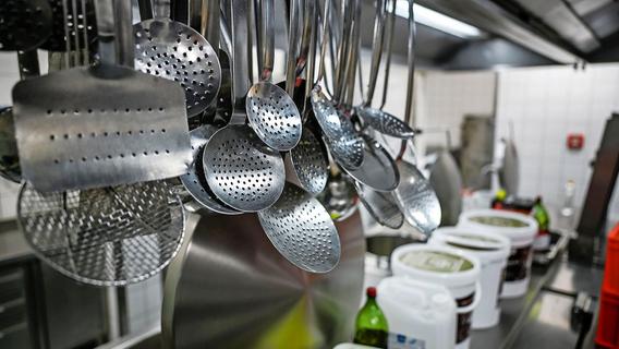 Einbruch in Fürther Großküche: Täter lassen Essensboxen und Fahrrad mitgehen