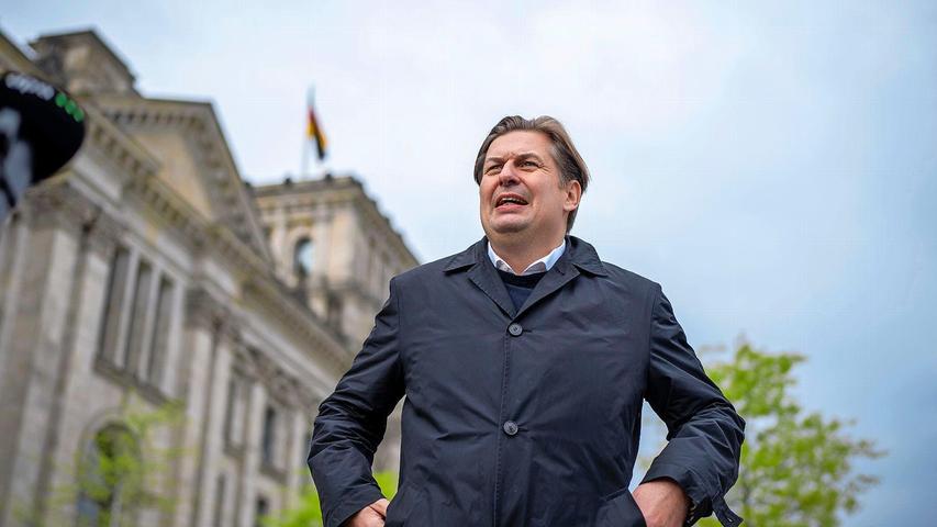 Spionagevorwurf gegen Mitarbeiter: AfD-Politiker Maximilian Krah sagt Auftritt in Oberfranken ab