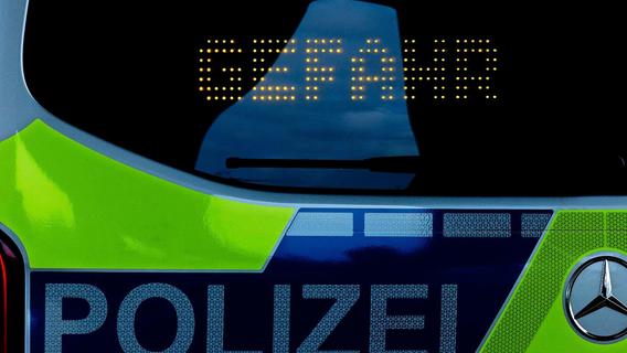 Versuchte Tötung in der Oberpfalz: Polizei fahndet nach drei Männern - ein Jugendlicher festgenommen