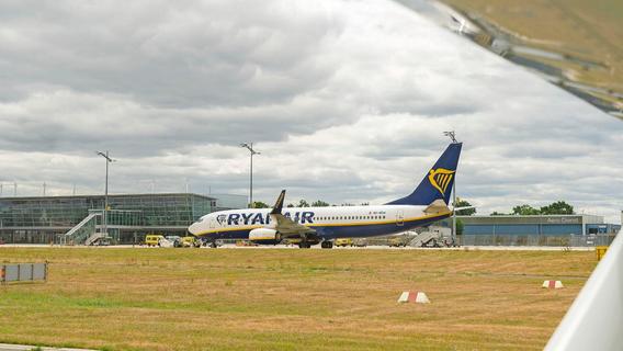 Auch Nürnberger Passagiere können betroffen sein: Ryanair verlangt Nachzahlung der Ticketsteuer