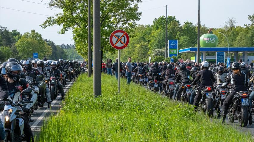 Die Bilder zum Rekord-Event: 25.000 Biker treffen sich in Nürnberg zur Mai-Ausfahrt