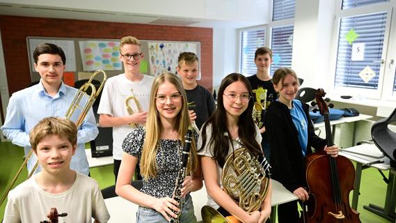 „Klassiker sind auch nur Menschen“: Nürnberger Symphoniker spielten exklusives Konzert an Realschule