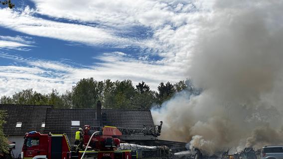 Rauchschwaden über Altdorf: Brand an der Neumarkter Straße