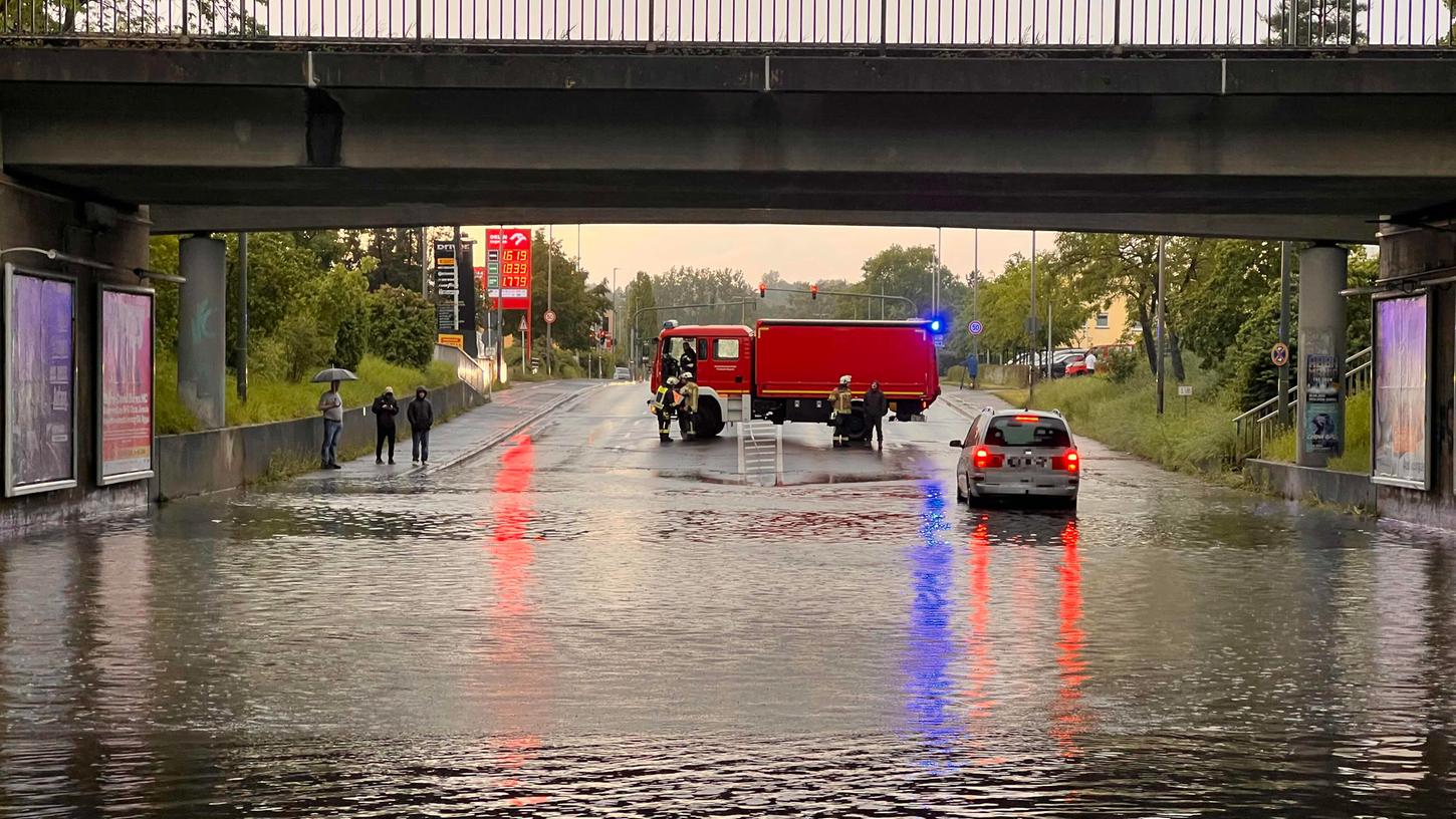 Auch Oberfranken wurde im Mai 2024 mehrmals Zeuge von lauten Gewittern und Starkregen. (Symbolbild) Auch Oberfranken wurde im Mai 2024 mehrmals Zeuge von lauten Gewittern und Starkregen. (Symbolbild)