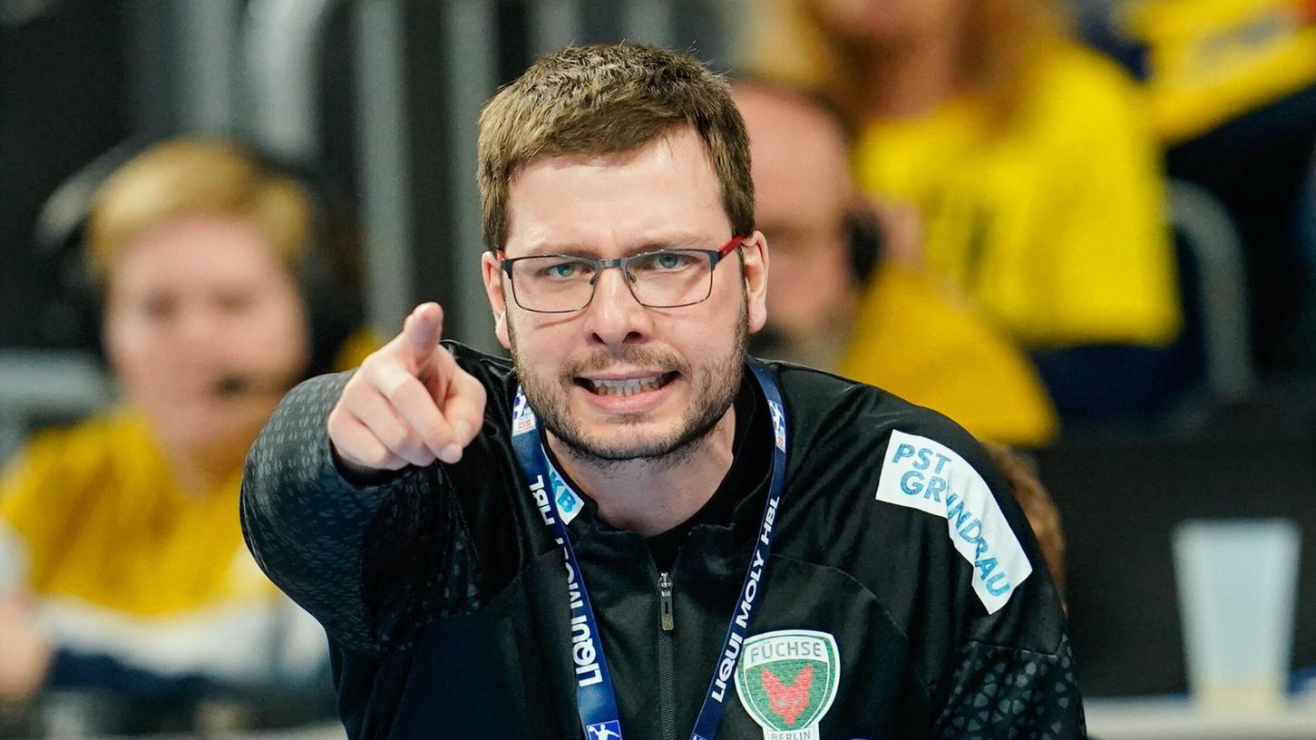 Füchse-Trainer Jaron Siewert will mit seinem Team den Titel in der European League verteidigen.