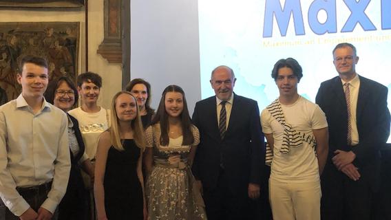 22 junge Oberpfälzer Schüler wurden mit MaxEL ausgezeichnet