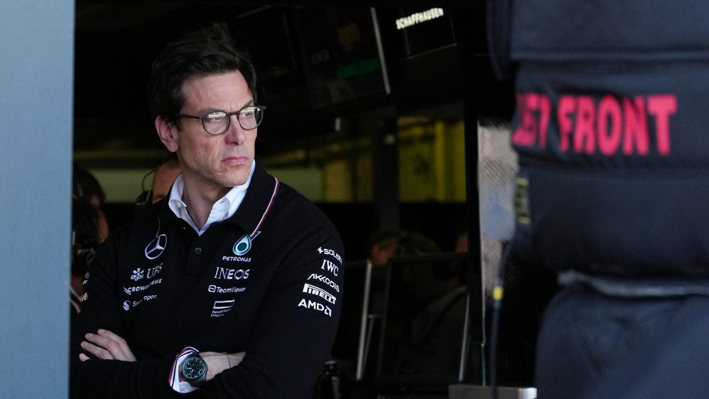 Mercedes-Teamchef Toto Wolff lässt sich die Kritik vom Formel-1-Rivalen Red Bull nicht gefallen.