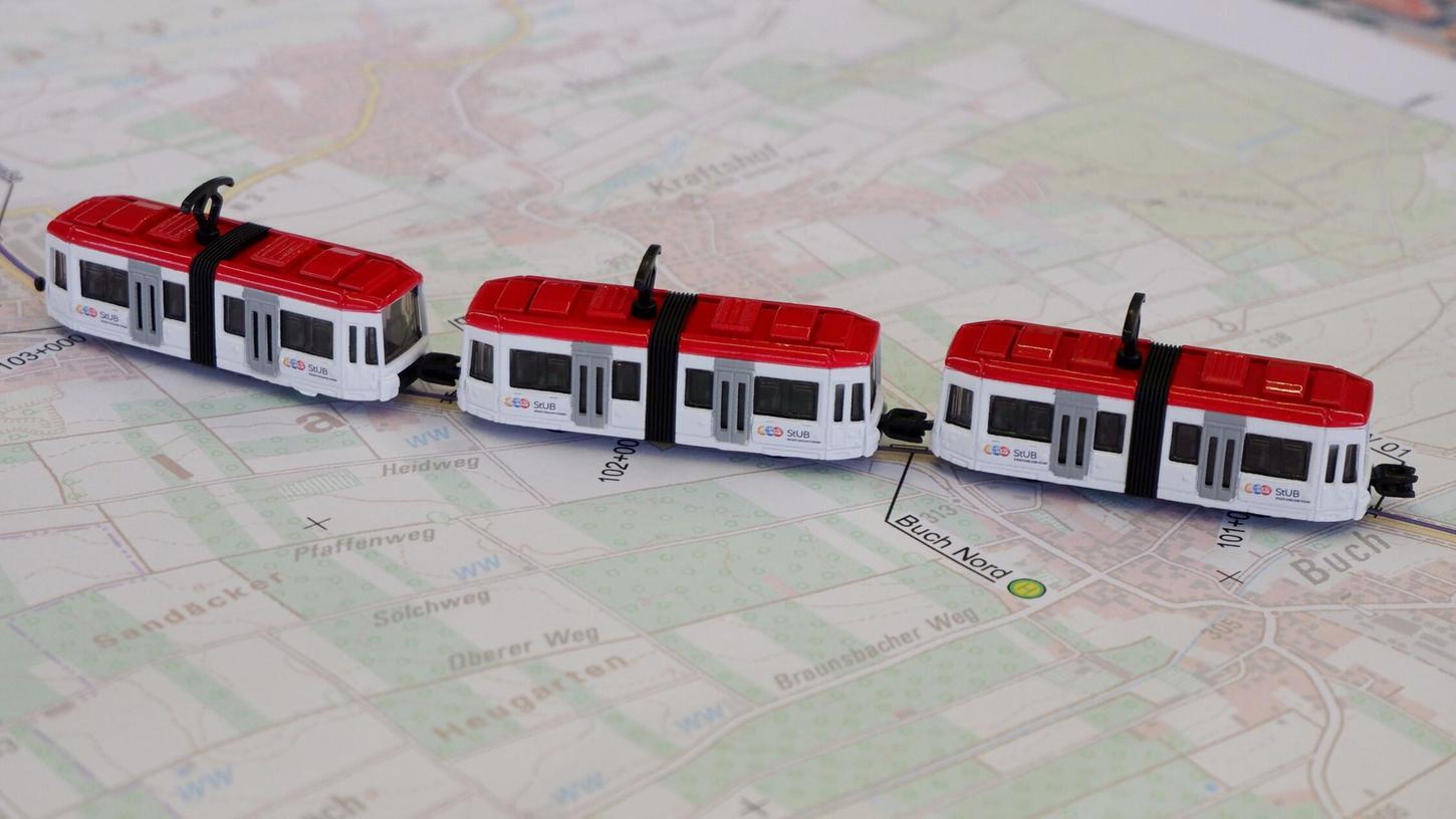 Der Erlanger Handel lehnt mit großer Mehrheit die Stadt-Umland-Bahn (StUB) ab. Der Erlanger Handel lehnt mit großer Mehrheit die Stadt-Umland-Bahn (StUB) ab.