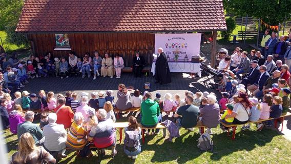 Villa Kunterbunt in Markt Berolzheim eingeweiht: „Ein Haus, in dem sich Kinder wohlfühlen“