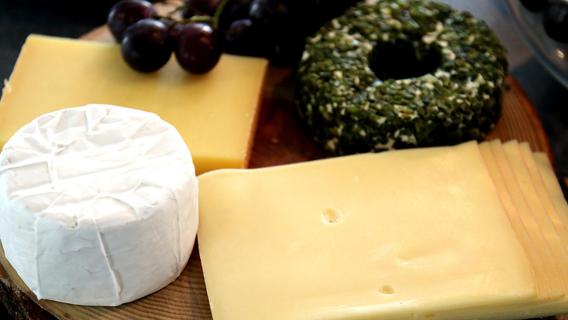 Bundesweiter Käse-Rückruf ausgeweitet: 33 Sorten betroffen - Blutvergiftung droht
