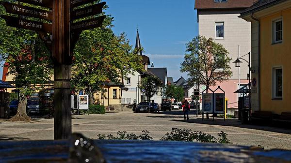 Das Ortszentrum von Bischofsgrün.