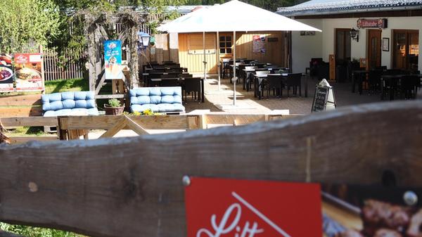 An der Nordbahn auf den Ochsenkopf liegt die Liftstube - eine der etwas loungigen Hütten.