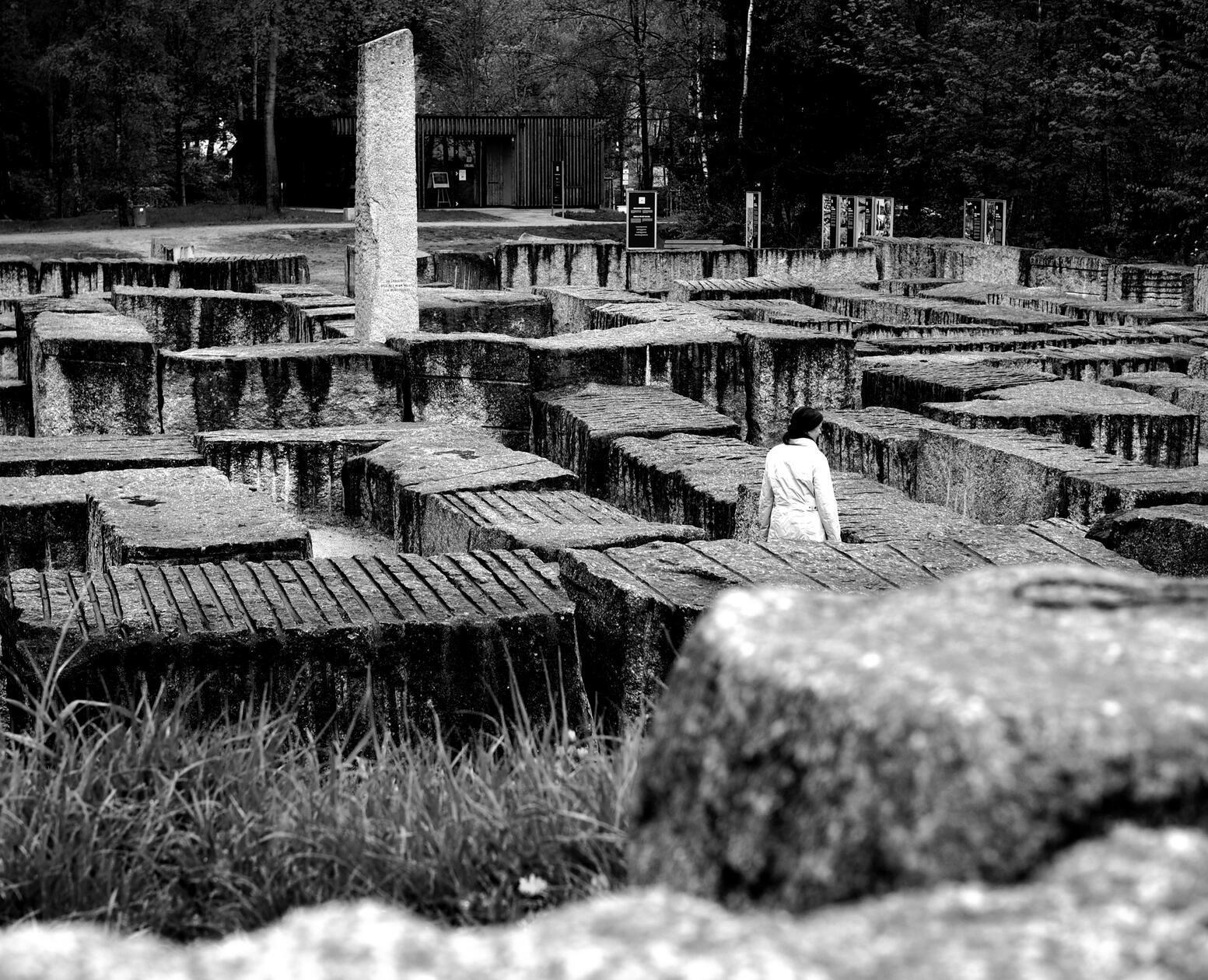 Das Granitlabyrinth am Epprechtstein bei Mehlmeisel lässt die Besucher zu innerer Einkehr finden. Hier war einst einer der größten Granit-Abbauplätze Europas.