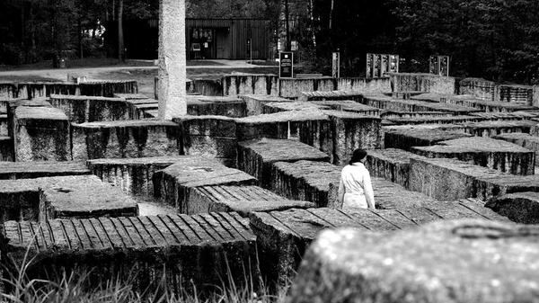 Das Granitlabyrinth am Epprechtstein bei Mehlmeisel lässt die Besucher zu innerer Einkehr finden. Hier war einst einer der größten Granit-Abbauplätze Europas.