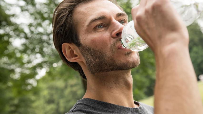 Von Trinkwasser bis Mineralwasser: So gesund ist Wasser trinken
