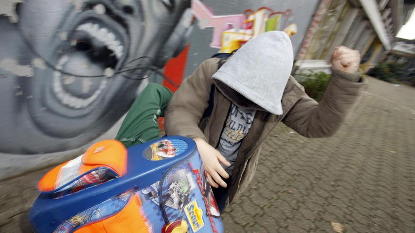 Brutalität und Schutzgeldzahlungen am Tatort Schule: Gewaltdelikte in Nürnberg haben sich verdoppelt