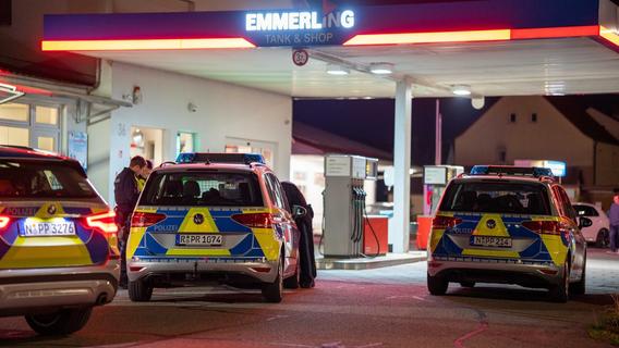 Tankstelle überfallen im Landkreis Neumarkt: Polizei nimmt zwei Jugendliche fest