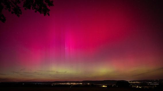 Polarlichter über Franken: So farbenfroh leuchtete der Nachthimmel - die spektakulärsten Bilder!