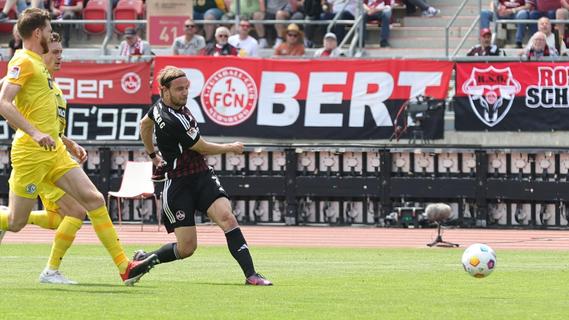 Befreiungsschlag für den Club: Nürnberger sichern mit 3:0 gegen Elversberg den Klassenerhalt