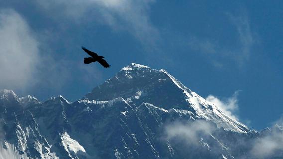 Mount Everest: Gipfel ist für die neue Saison bereit