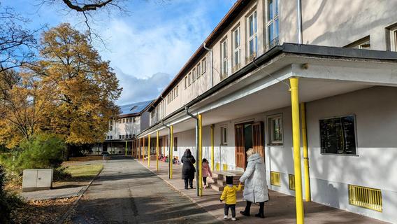 Spur der Verwüstung: 25.000 Euro Schaden nach Einbruch in einer Fürther Grundschule
