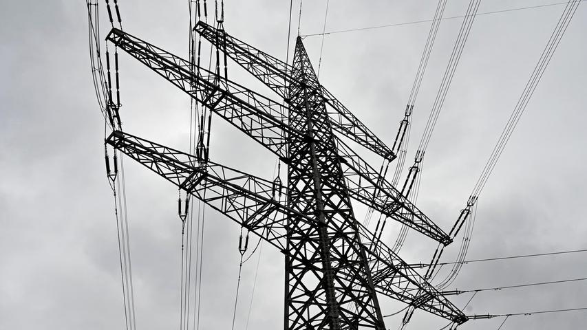 Schock an der Juraleitung: Darum kommen nun zehn neue Strommasten statt eines Erdkabels bei Altdorf