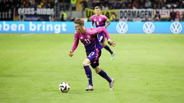 Der dribbelstarke Flügelspieler bringt ordentlich Schwung in den Konkurrenzkampf auf den Flügelpositionen. Als elementarer Bestandteil der furiosen Stuttgarter Offensive begeisterte er in der Bundesliga.