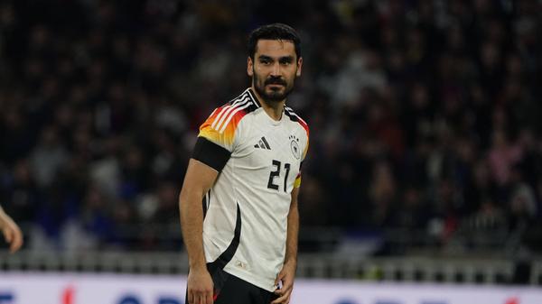 Seinen Durchbruch schaffte Gündogan beim 1. FC Nürnberg, dann startete er eine Weltkarriere: Borussia Dortmund, Manchester City, und seit dieser Saison der FC Barcelona. In der Nationalelf ist Gündogan als Kapitän unumstrittener Stammspieler - auch, wenn er mit dem Adler auf der Brust zuletzt oft nicht an seine Leistungen auf Vereinsebene anknüpfen konnte.